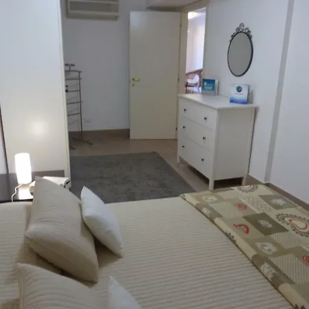 Apartment House Teddy By Holiday World Genua